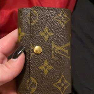 💝 Louis Vuitton 6 Ring Key Holder 💝